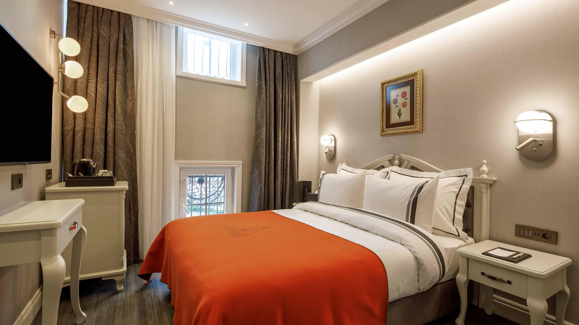 Amiral Palace Hotel Boutique Class Стамбул 4*,